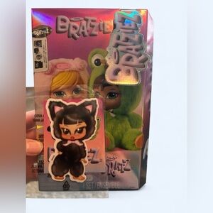 Bratz Bratziez “Cool Cat Jade” Plush Keychain – Open Box 
SOLD OUT online.